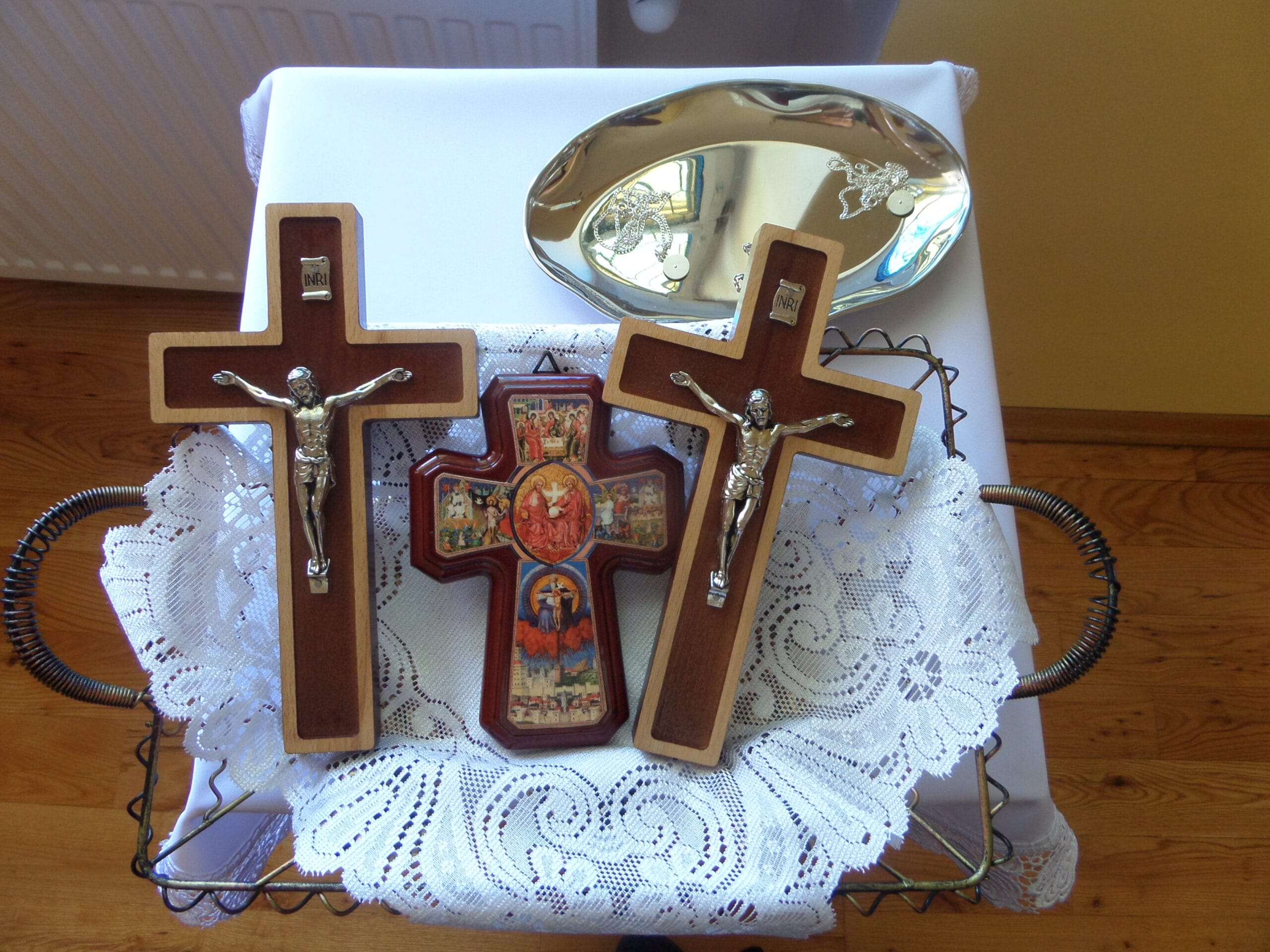 gallery-item